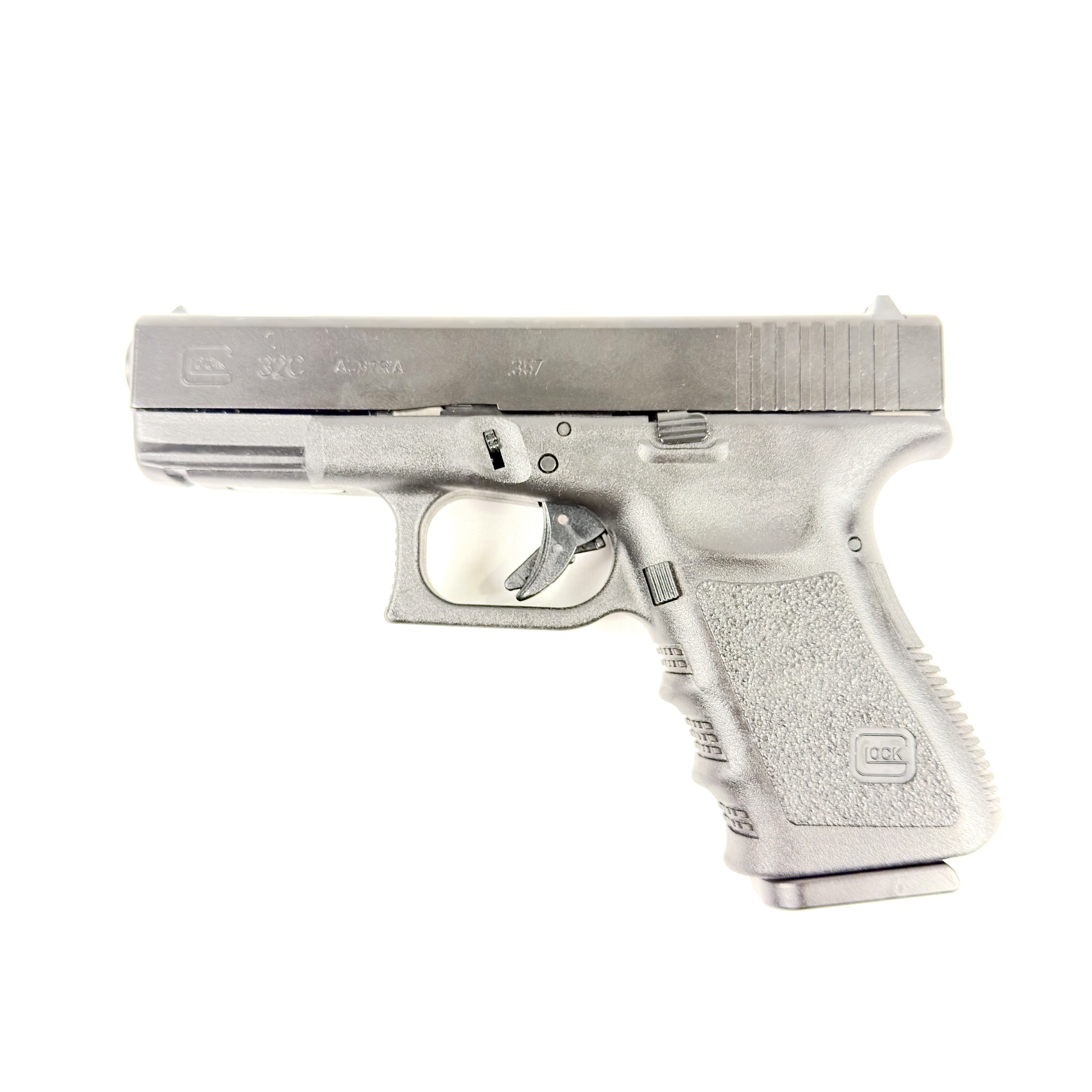 GLOCK 32C, .357SIG, 4", W/ 2MAGS, ORIG BOX, USED